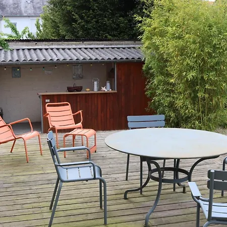 Alloggio in famiglia Chambres En Ville Avec Jardin, A Proximite Du Circuit Des 24h Le Mans